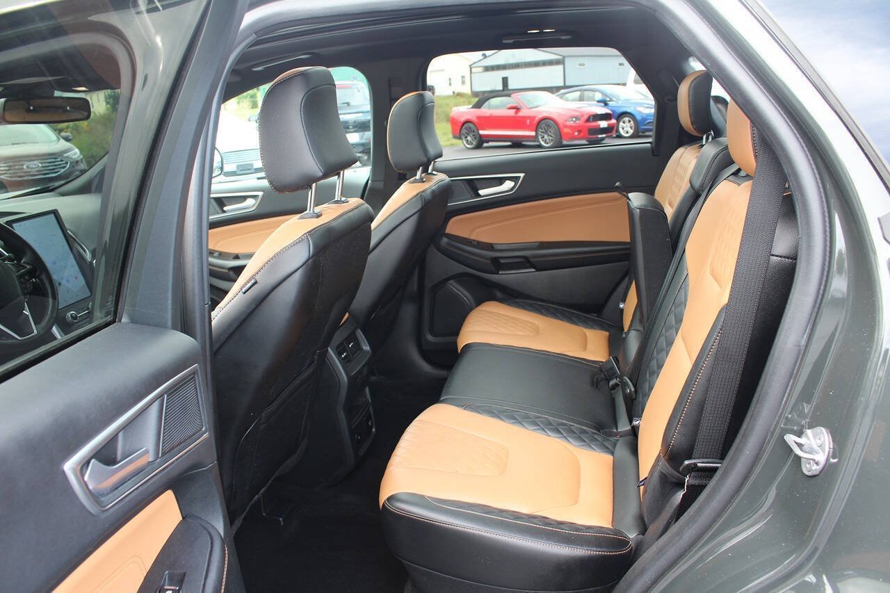 Used 2024 Ford Edge Titanium w/ Titanium Elite Package AWD/4WD image 10