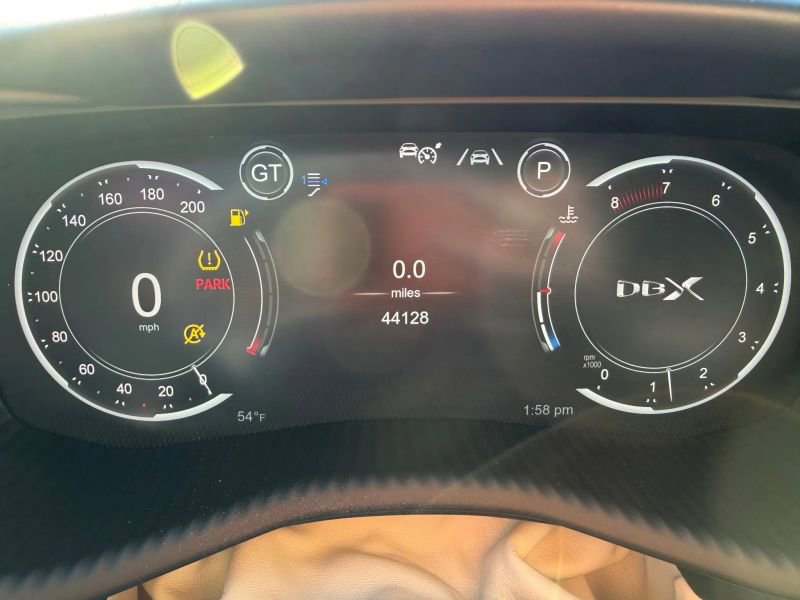 Used 2021 Aston Martin DBX Sport Utility 4D image 12