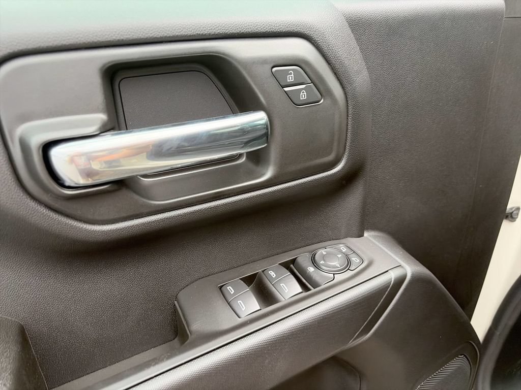 New 2026 Chevrolet Silverado 1500 Custom RWD image 14