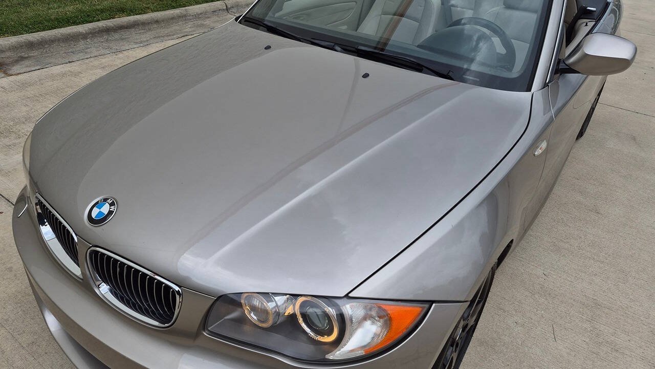 Used 2010 BMW 135i Convertible RWD image 13