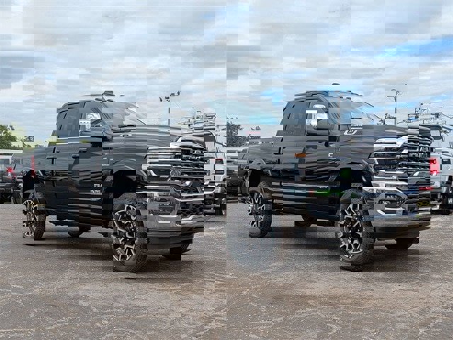 New 2025 RAM 2500 Limited image 2