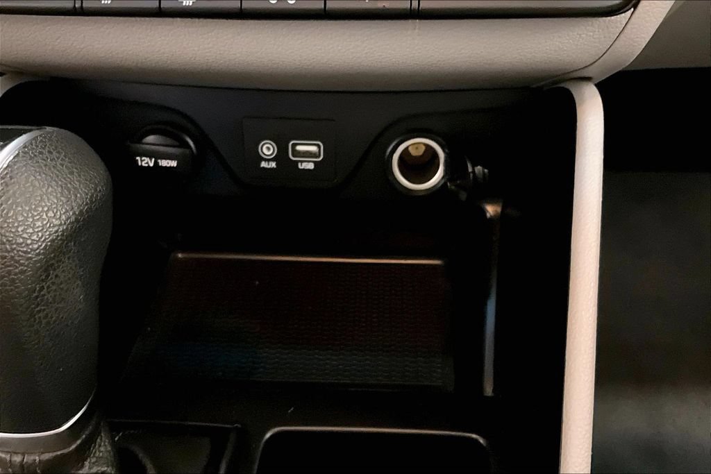 Used 2019 Hyundai Tucson SE AWD/4WD image 16