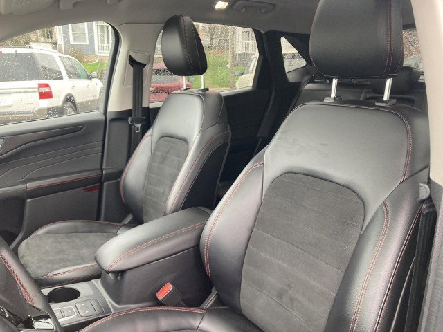 Used 2022 Ford Escape SEL w/ SEL Stealth AWD Package image 8