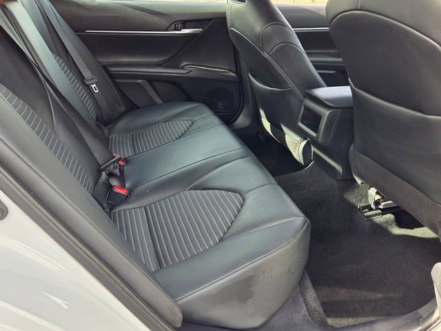 Used 2024 Toyota Camry SE image 19