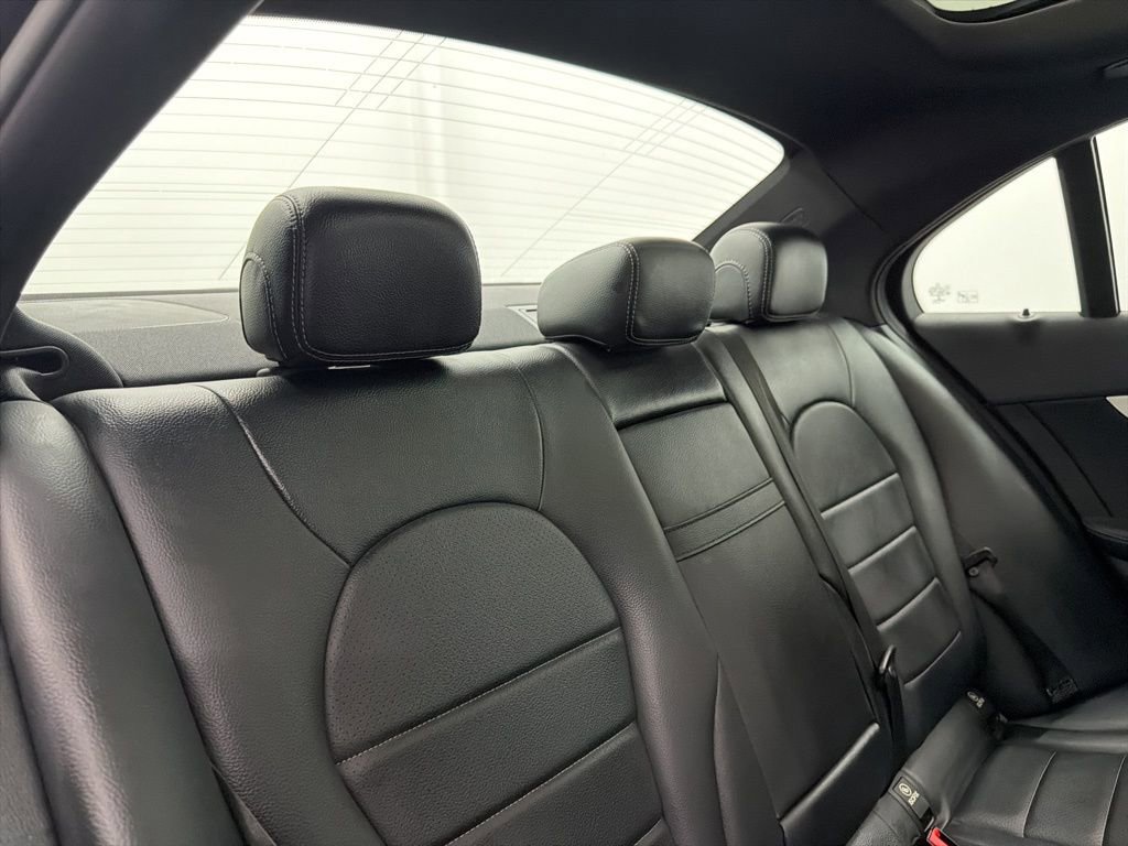 Used 2018 Mercedes-Benz C 300 Sedan image 26