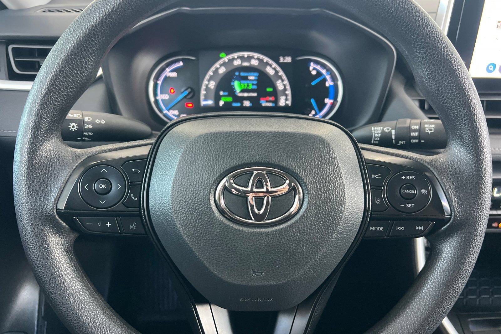 Used 2025 Toyota RAV4 XLE AWD/4WD image 20