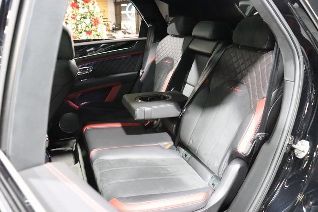 Used 2021 Bentley Bentayga Speed AWD/4WD image 38