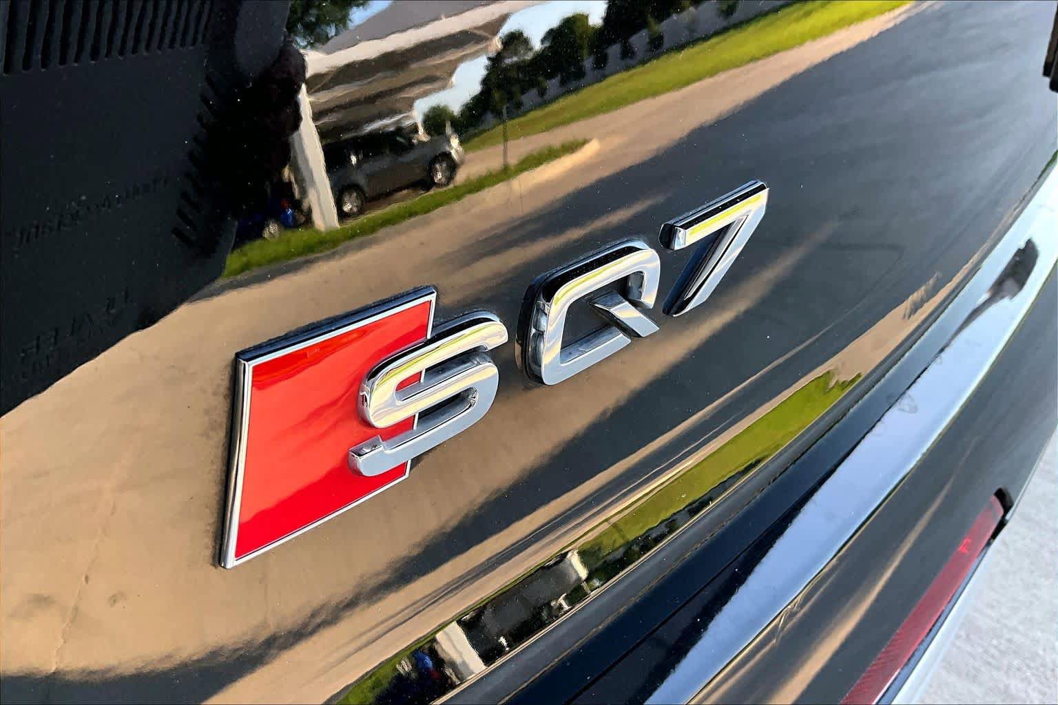 Used 2022 Audi SQ7 Prestige AWD/4WD image 33