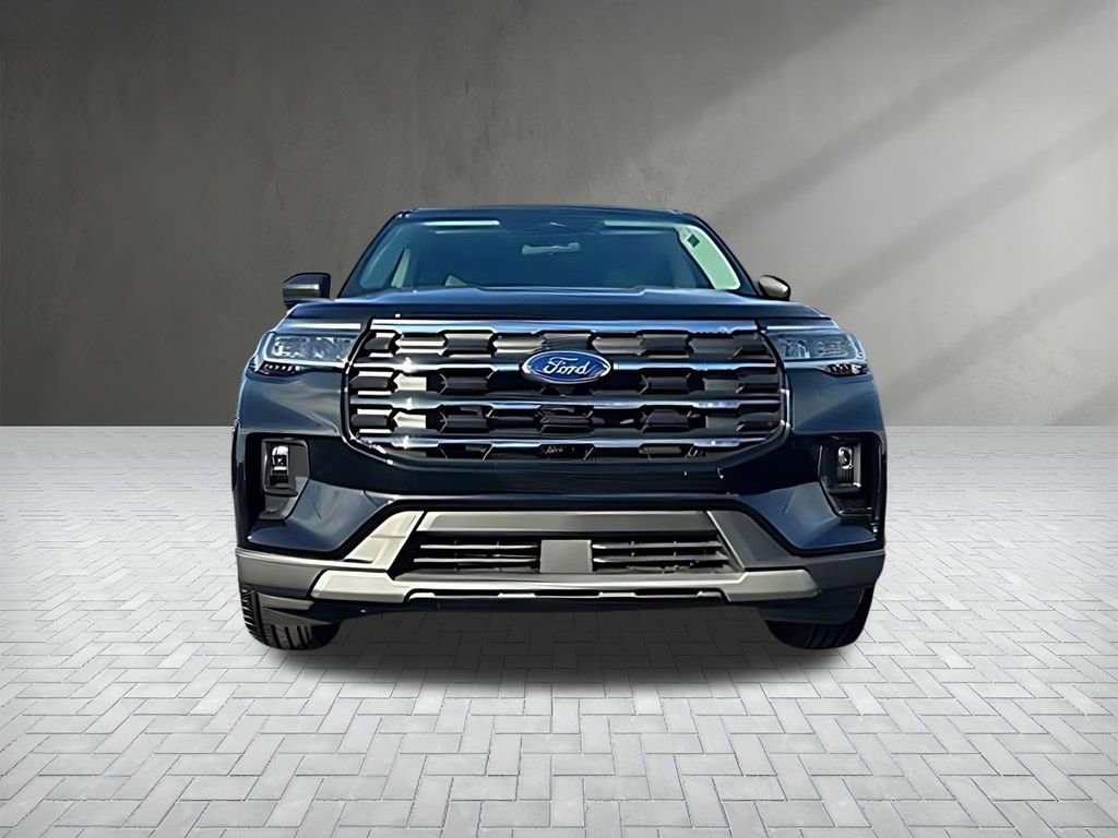 New 2025 Ford Explorer Active w/ Active Comfort Package image 2