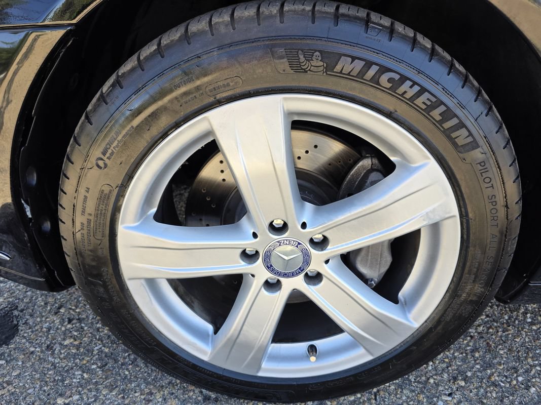 Used 2012 Mercedes-Benz S 550 4MATIC image 41