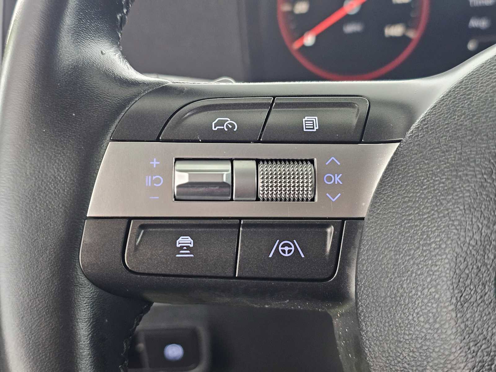 Used 2024 Hyundai Kona SEL FWD image 28