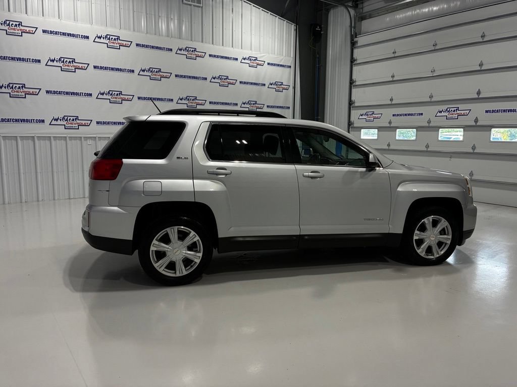 Used 2017 GMC Terrain SLE FWD image 5