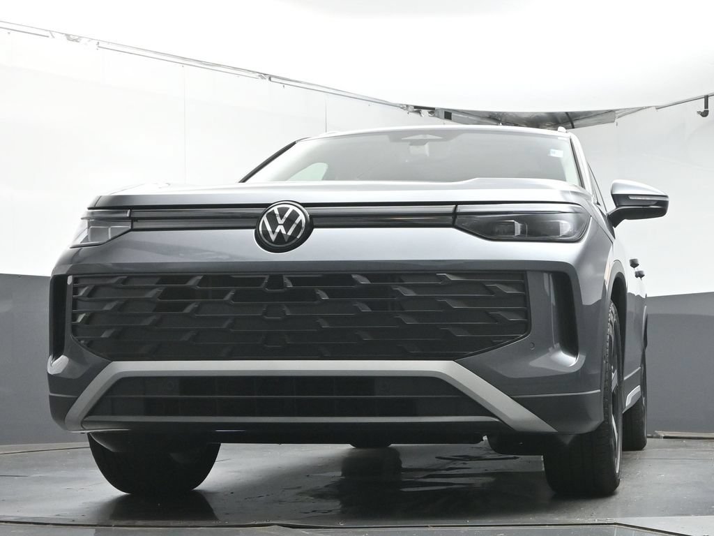 New 2026 Volkswagen Tiguan SE FWD image 34