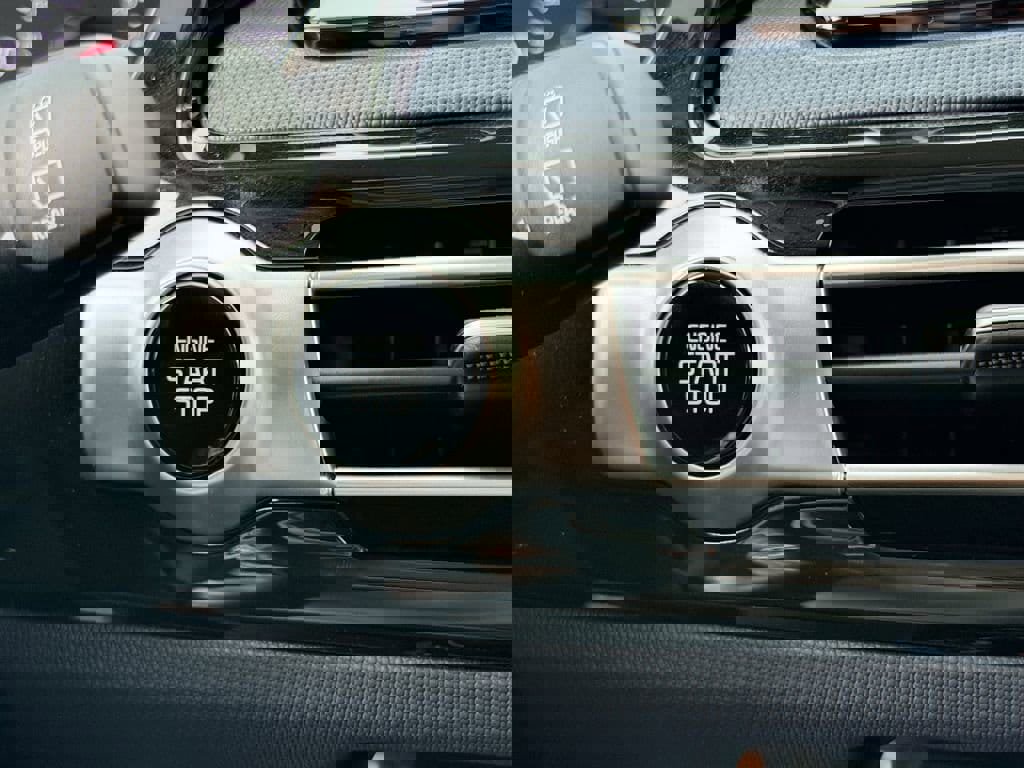 Used 2023 Kia Seltos S image 32