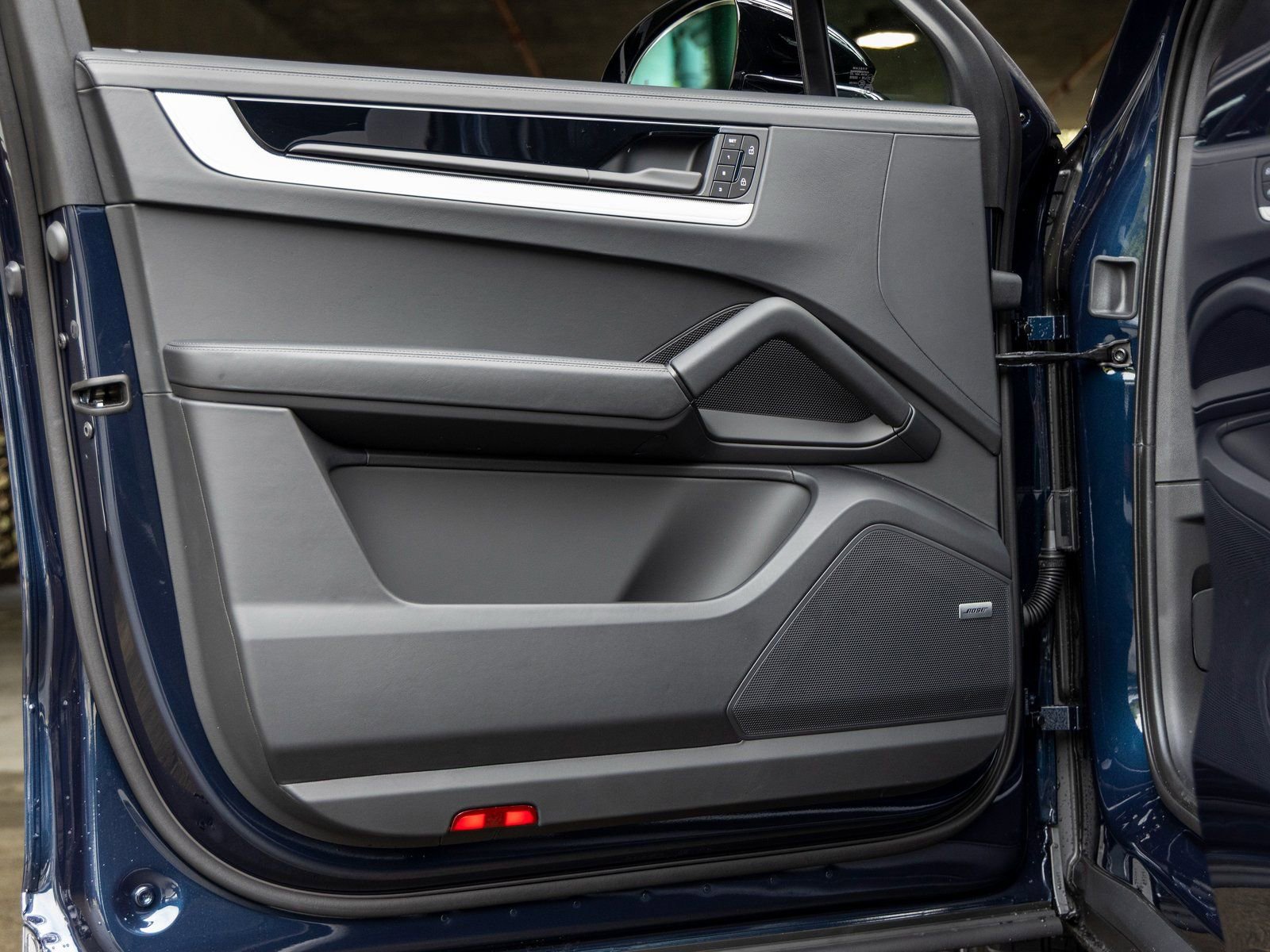 New 2026 Porsche Cayenne Coupe image 21