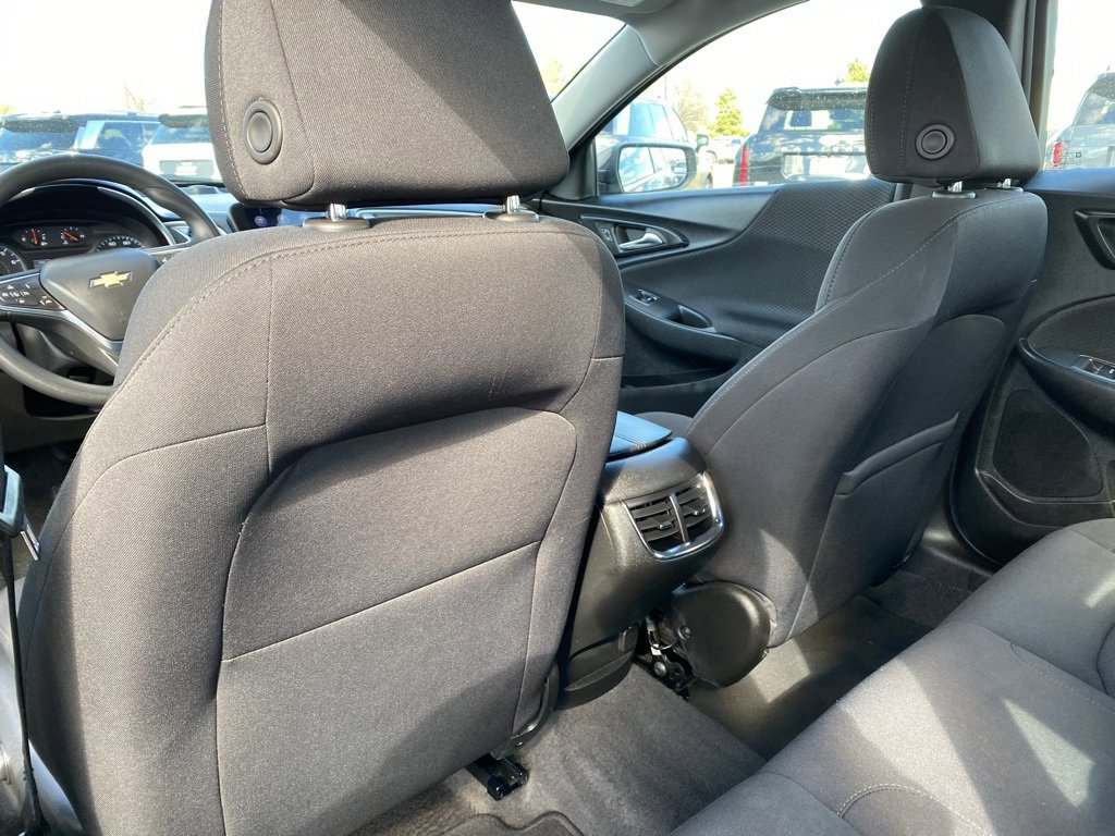 Used 2024 Chevrolet Malibu LT image 28