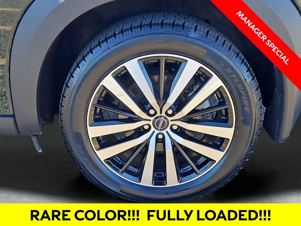 Used 2024 Nissan Pathfinder Platinum w/ Cargo Package AWD/4WD image 29