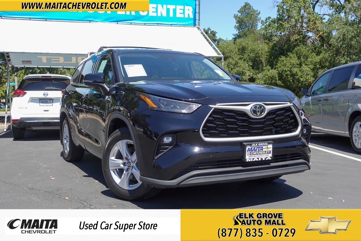 Used 2022 Toyota Highlander LE
