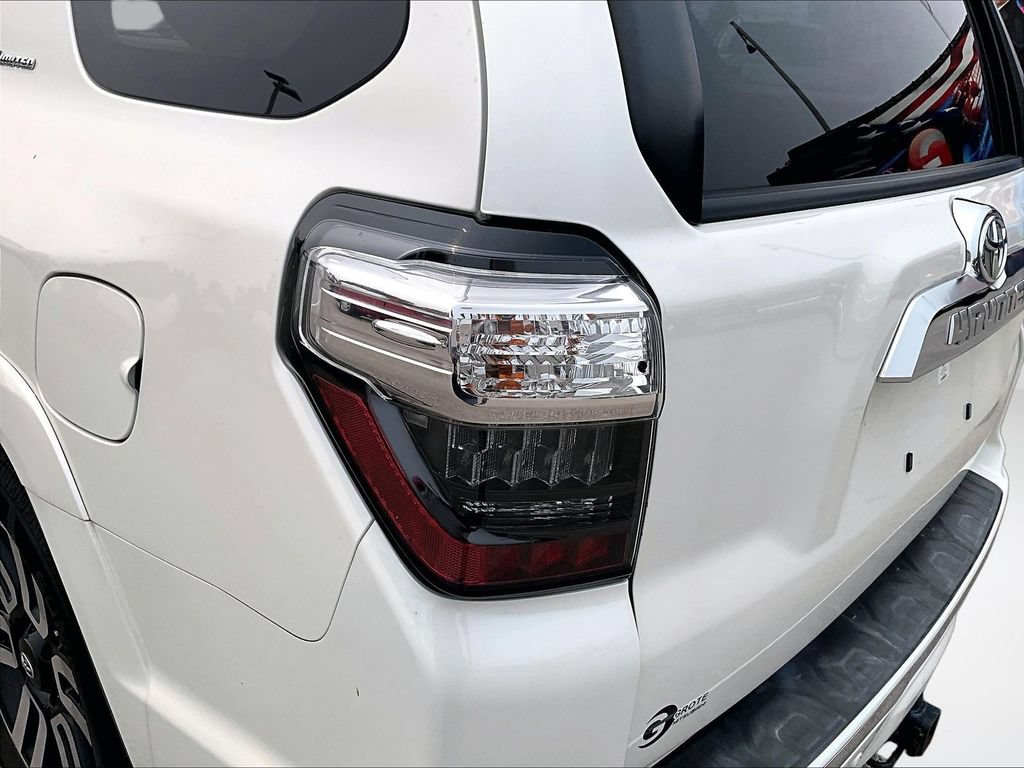 Used 2020 Toyota 4Runner Limited RWD image 31