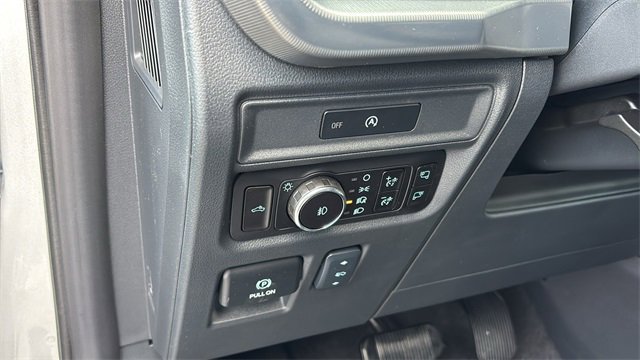 New 2025 Ford F150 Lariat w/ Equipment Group 501A Mid image 12