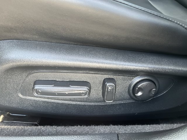 Used 2023 Honda Accord Touring image 17