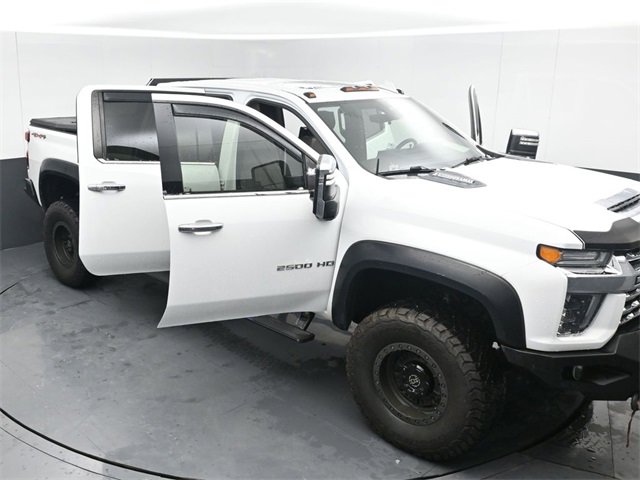 Used 2020 Chevrolet Silverado 2500 LTZ w/ Technology Package image 54