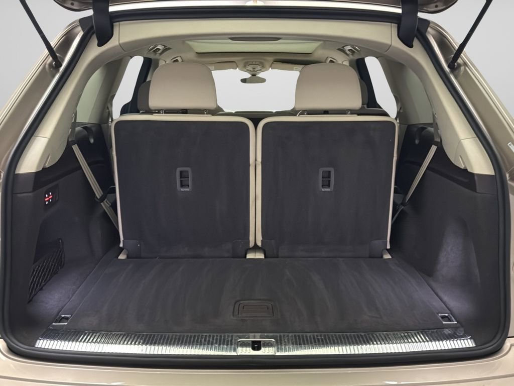 Used 2019 Audi Q7 3.0T Prestige w/ Prestige Package AWD/4WD image 18