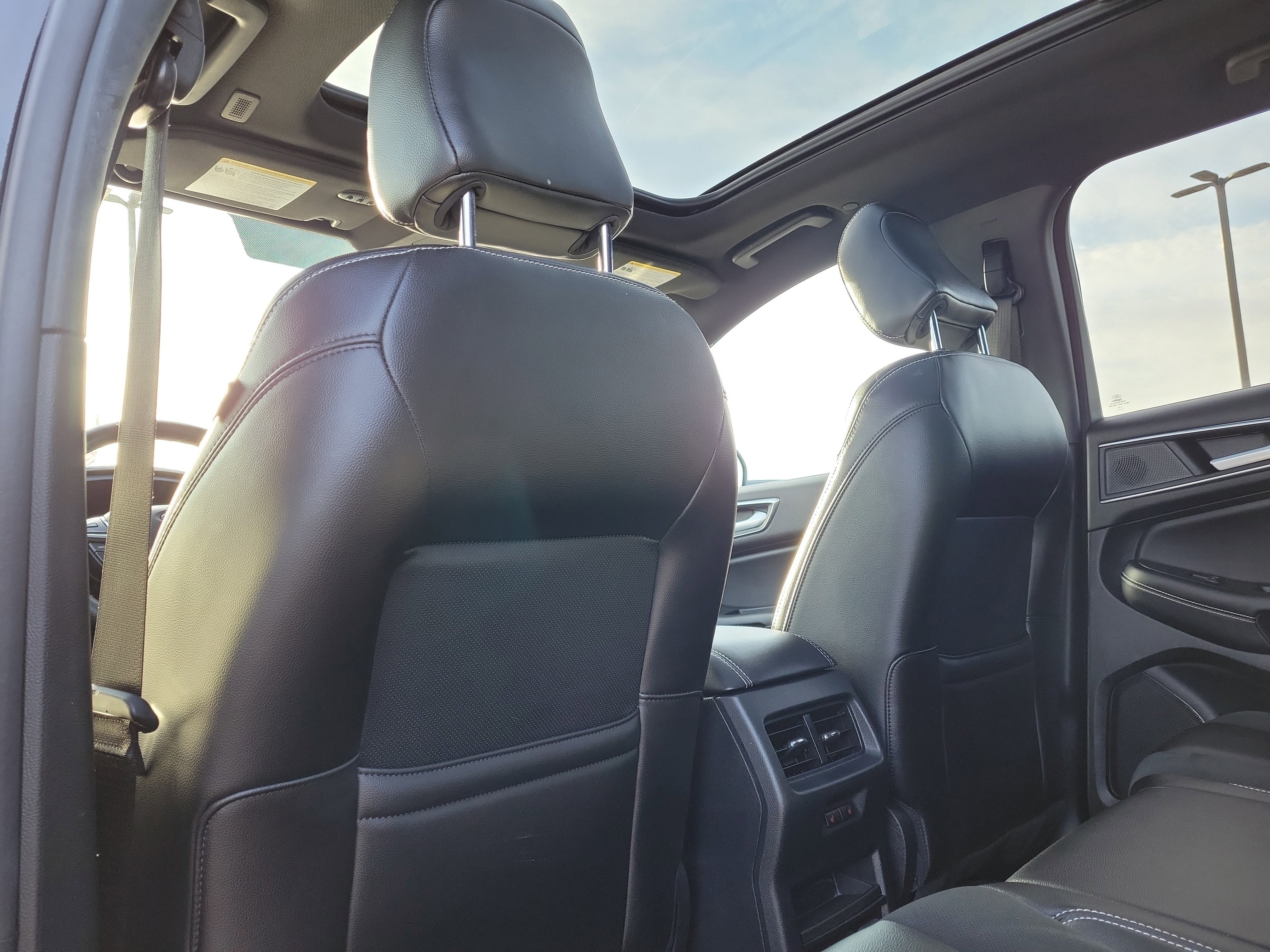 Used 2024 Ford Edge ST w/ Equipment Group 401A image 15