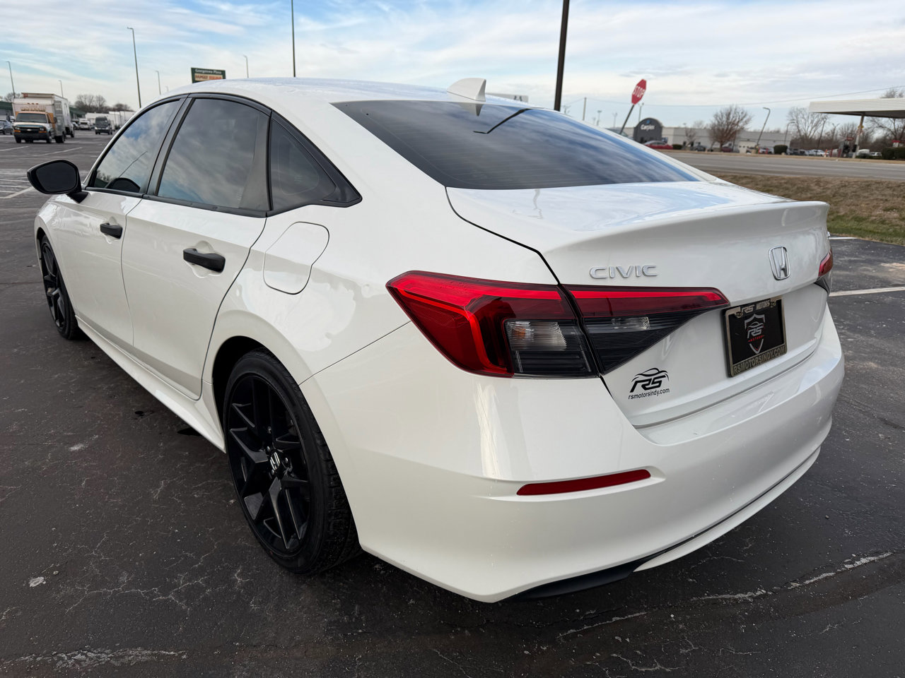 Used 2023 Honda Civic Sport image 7