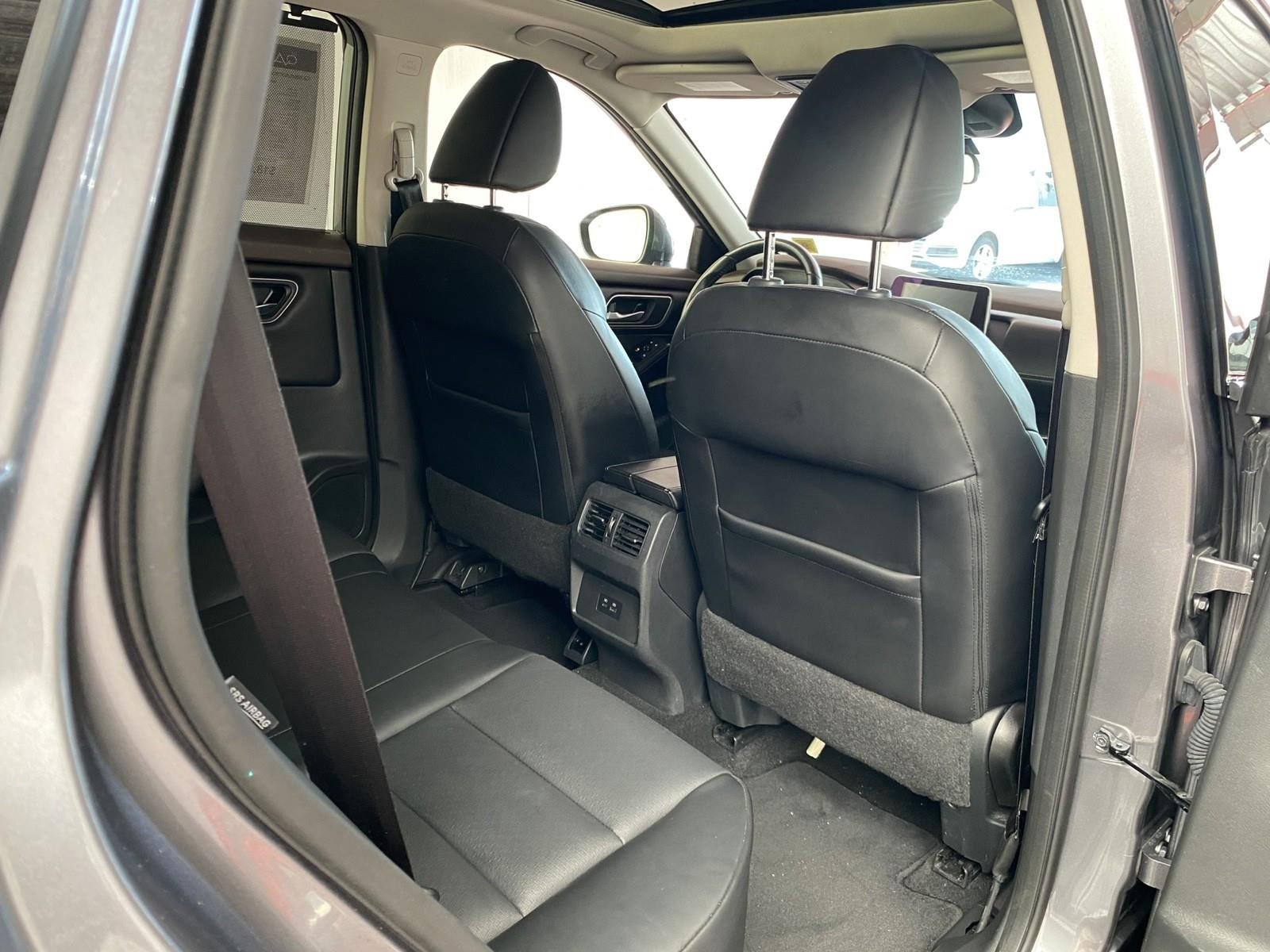 Used 2021 Nissan Rogue SV w/ Premium Package AWD/4WD image 11