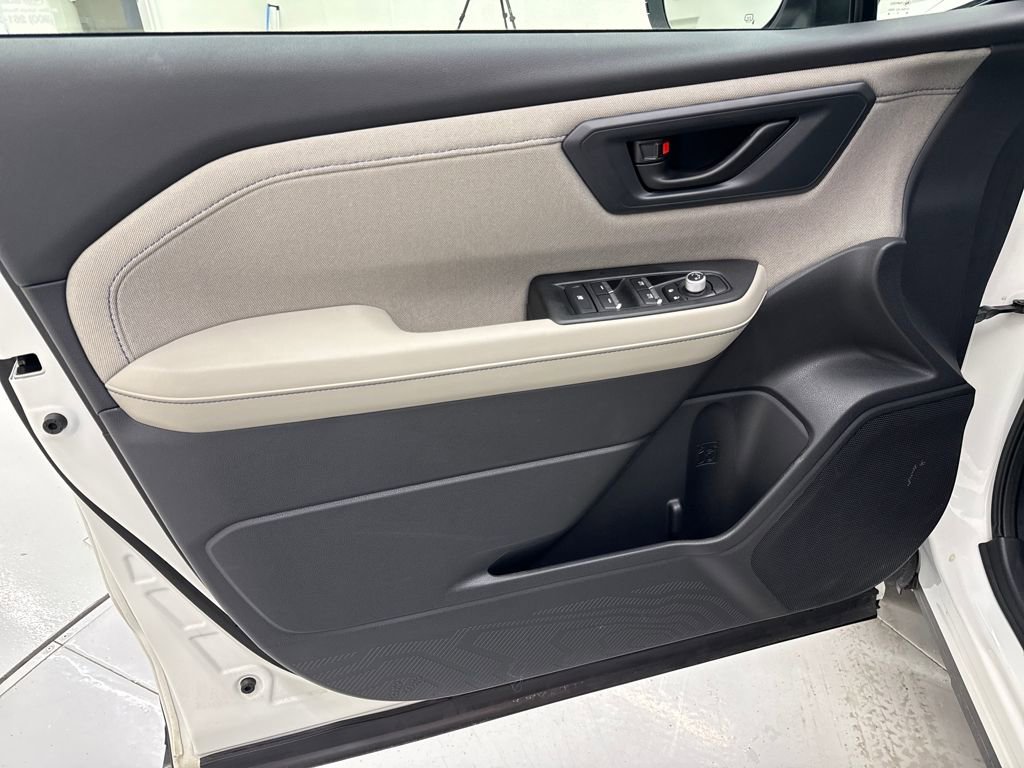 Certified 2026 Subaru Forester Premium image 11