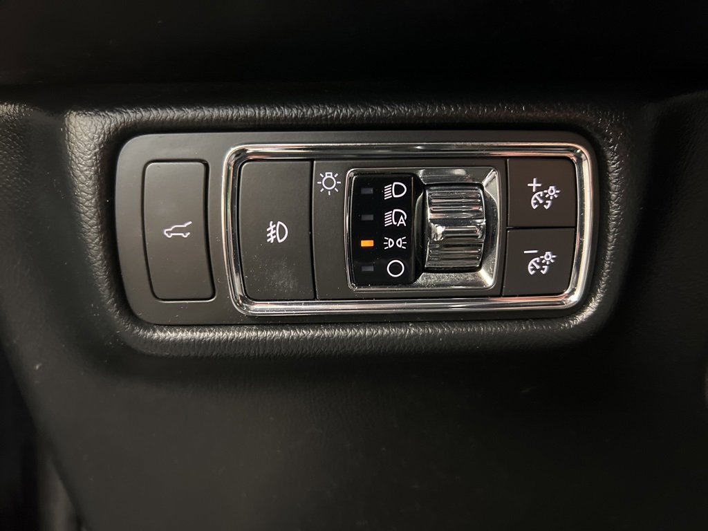 Used 2020 Lincoln Aviator Reserve w/ Elements Package Plus image 25