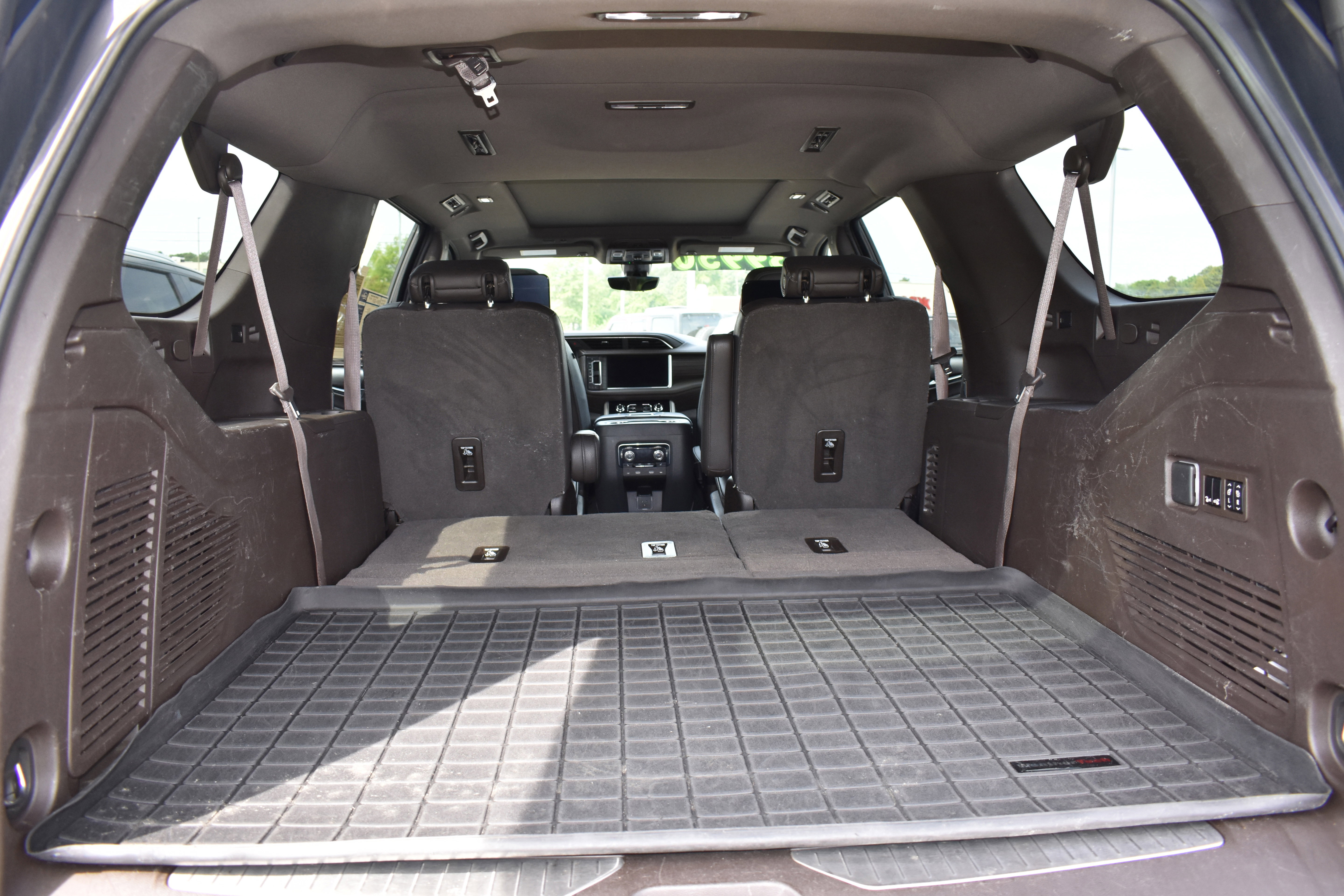 Used 2021 GMC Yukon XL Denali w/ Denali Ultimate Package AWD/4WD image 42