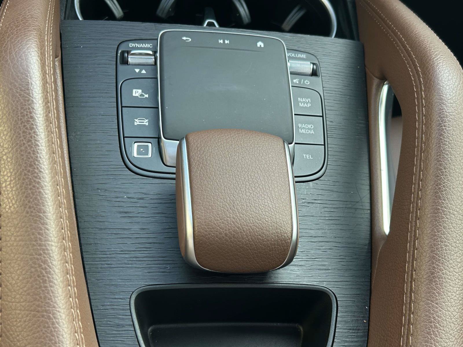 Certified 2025 Mercedes-Benz GLE 450e 4MATIC image 35