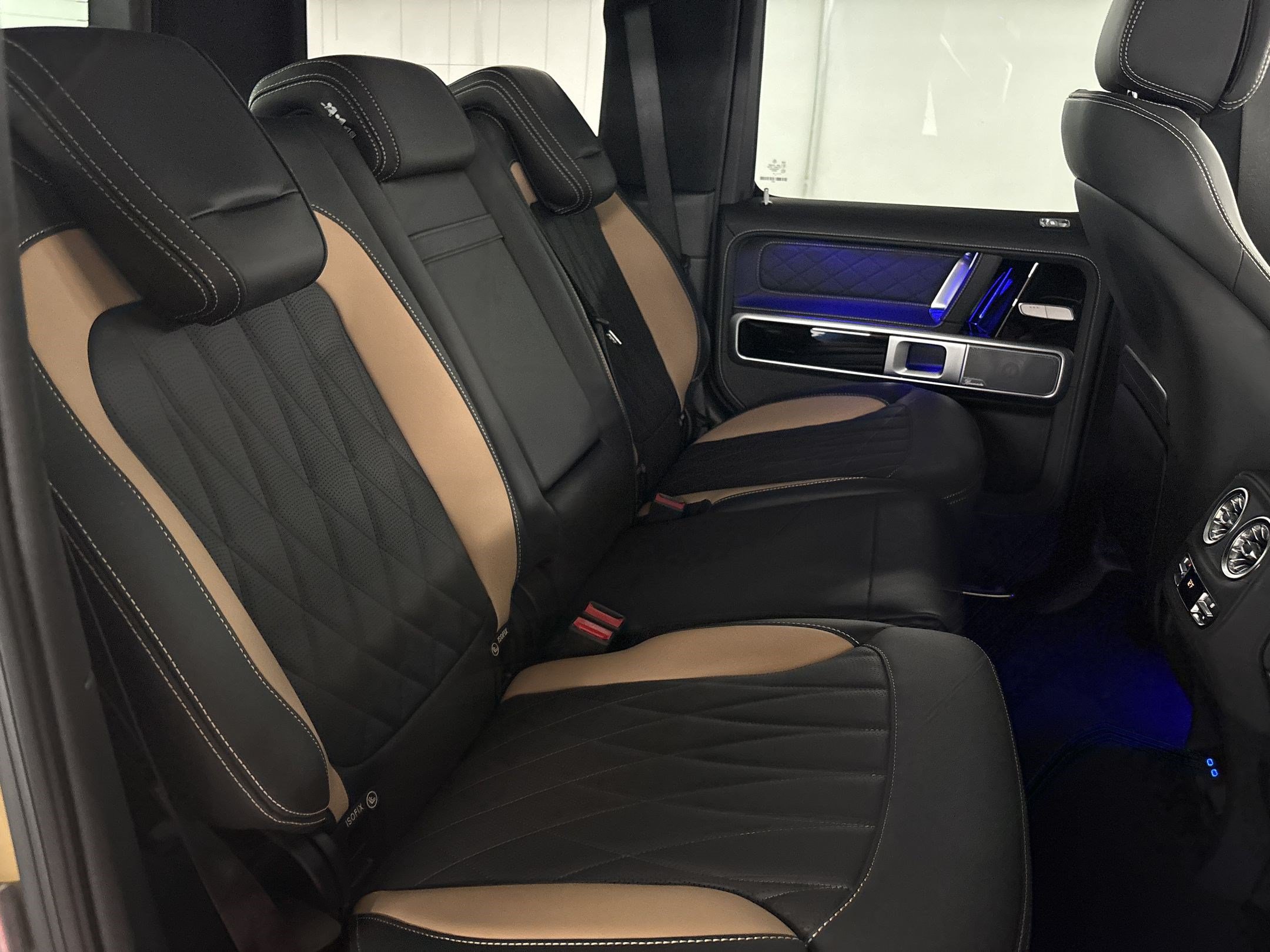 New 2027 Mercedes-Benz G 580 e image 30