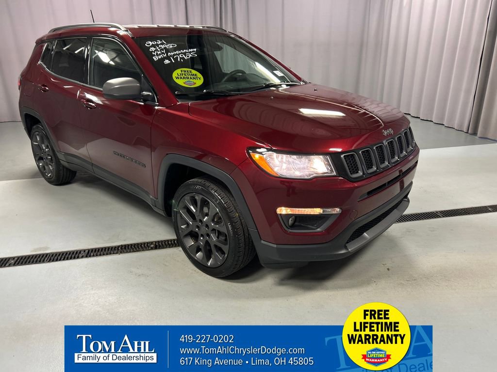 Used 2021 Jeep Compass Latitude AWD/4WD image 1