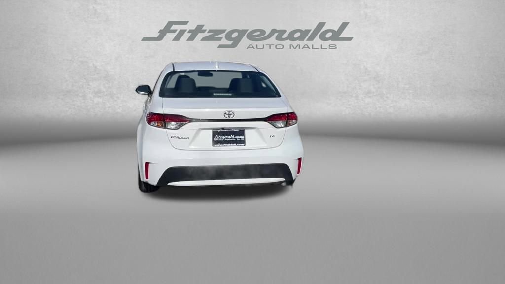 Used 2022 Toyota Corolla LE image 40