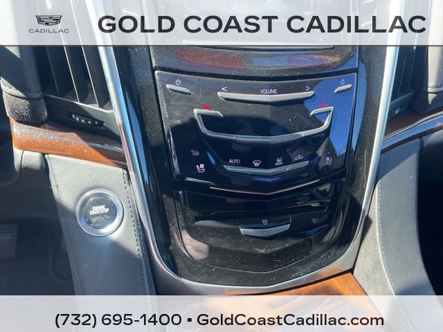 Used 2020 Cadillac Escalade Luxury AWD/4WD image 30