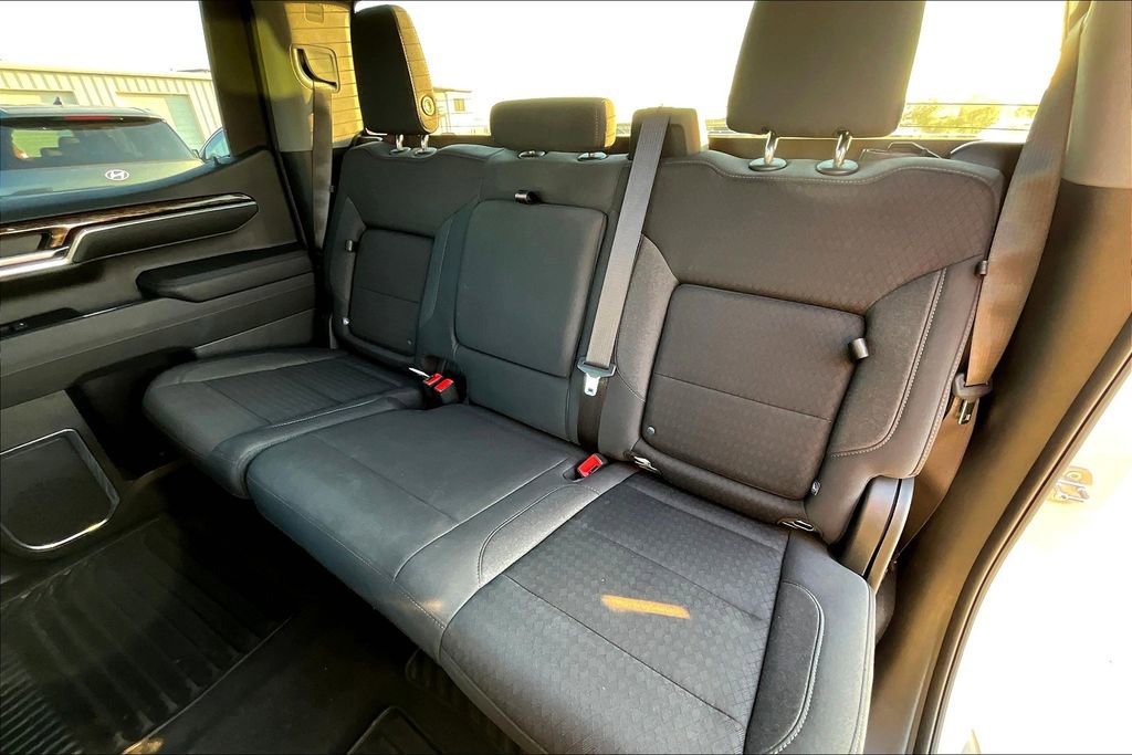 Used 2024 GMC Sierra 1500 Elevation image 34