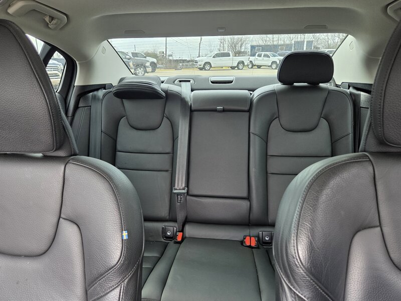 Used 2023 Volvo S60 T8 Plus AWD/4WD image 21