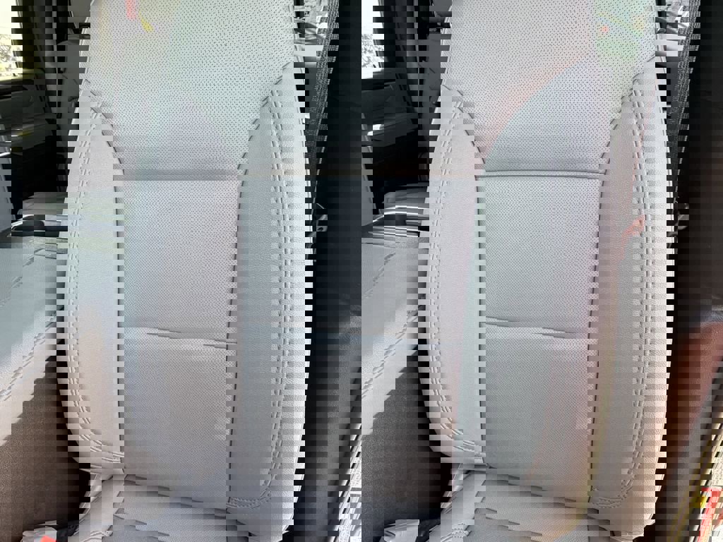 Certified 2024 GMC Sierra 2500 SLT w/ SLT Premium Package image 22