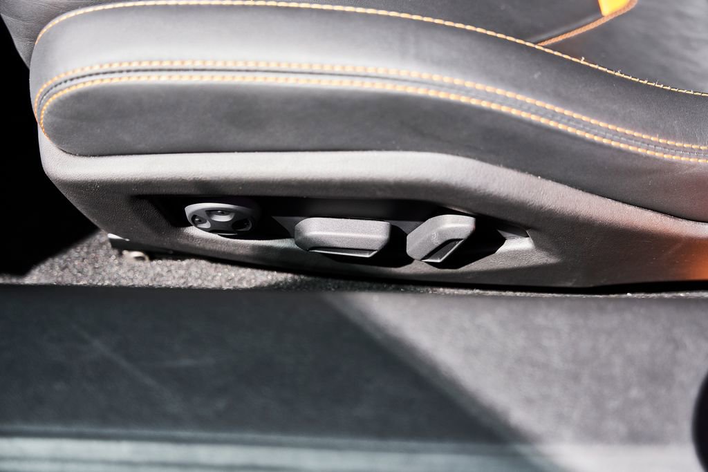 Used 2020 Lamborghini Huracan EVO AWD/4WD image 40