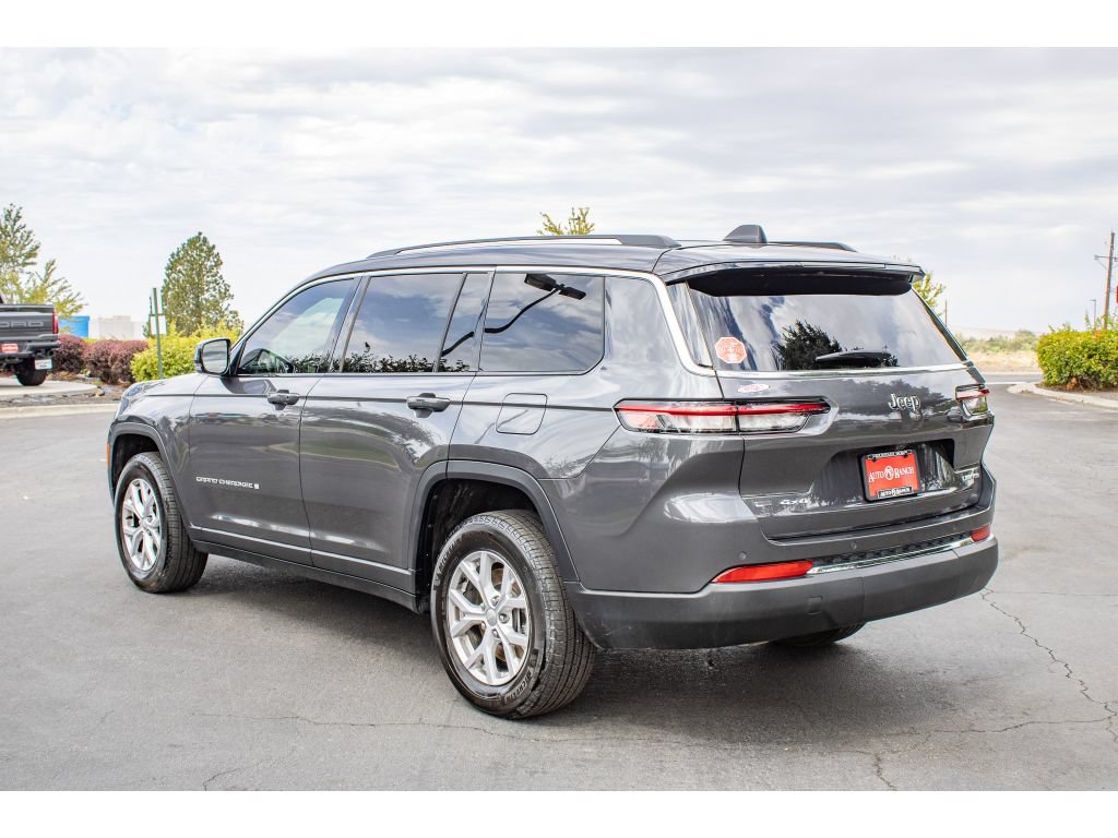 Used 2022 Jeep Grand Cherokee L Limited w/ Trailer Tow Group (B) AWD/4WD image 6