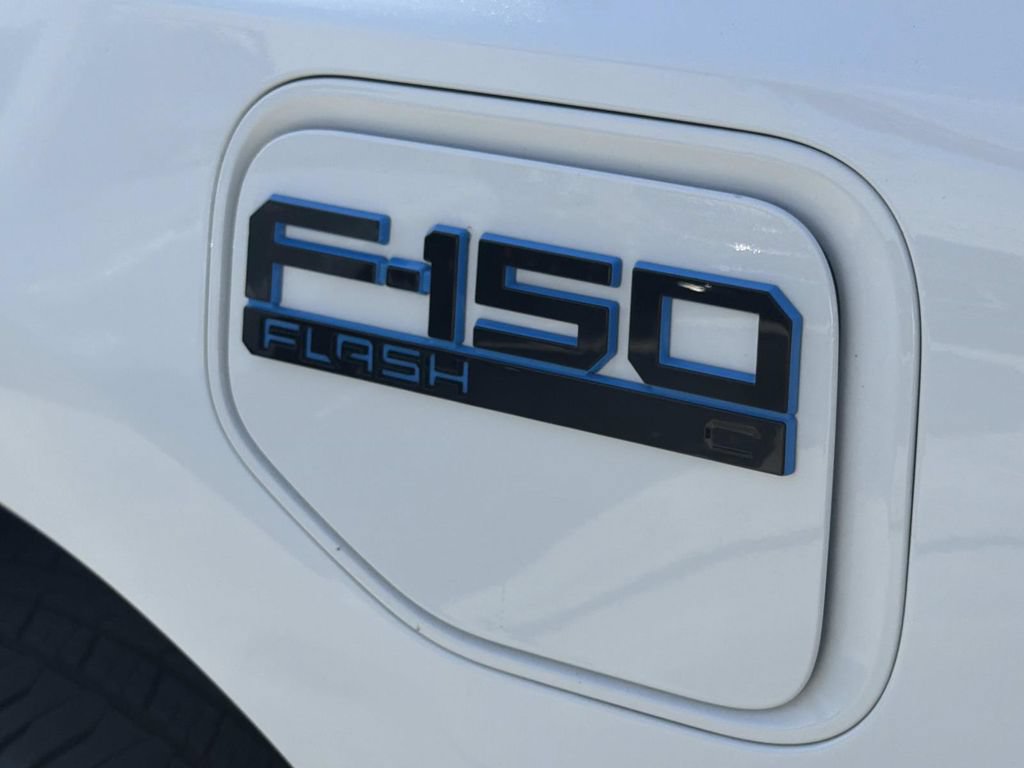 Used 2024 Ford F150 Lightning Flash AWD/4WD image 7