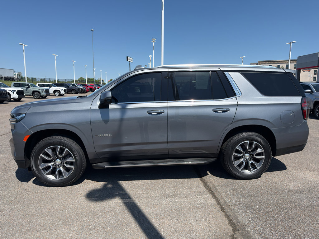 Used 2021 Chevrolet Tahoe LT w/ LT Signature Package AWD/4WD image 2