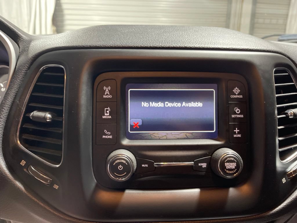 Used 2017 Jeep Compass Sport AWD/4WD image 30
