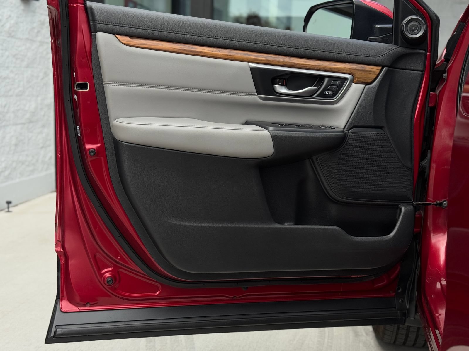 Certified 2020 Honda CR-V Touring image 13