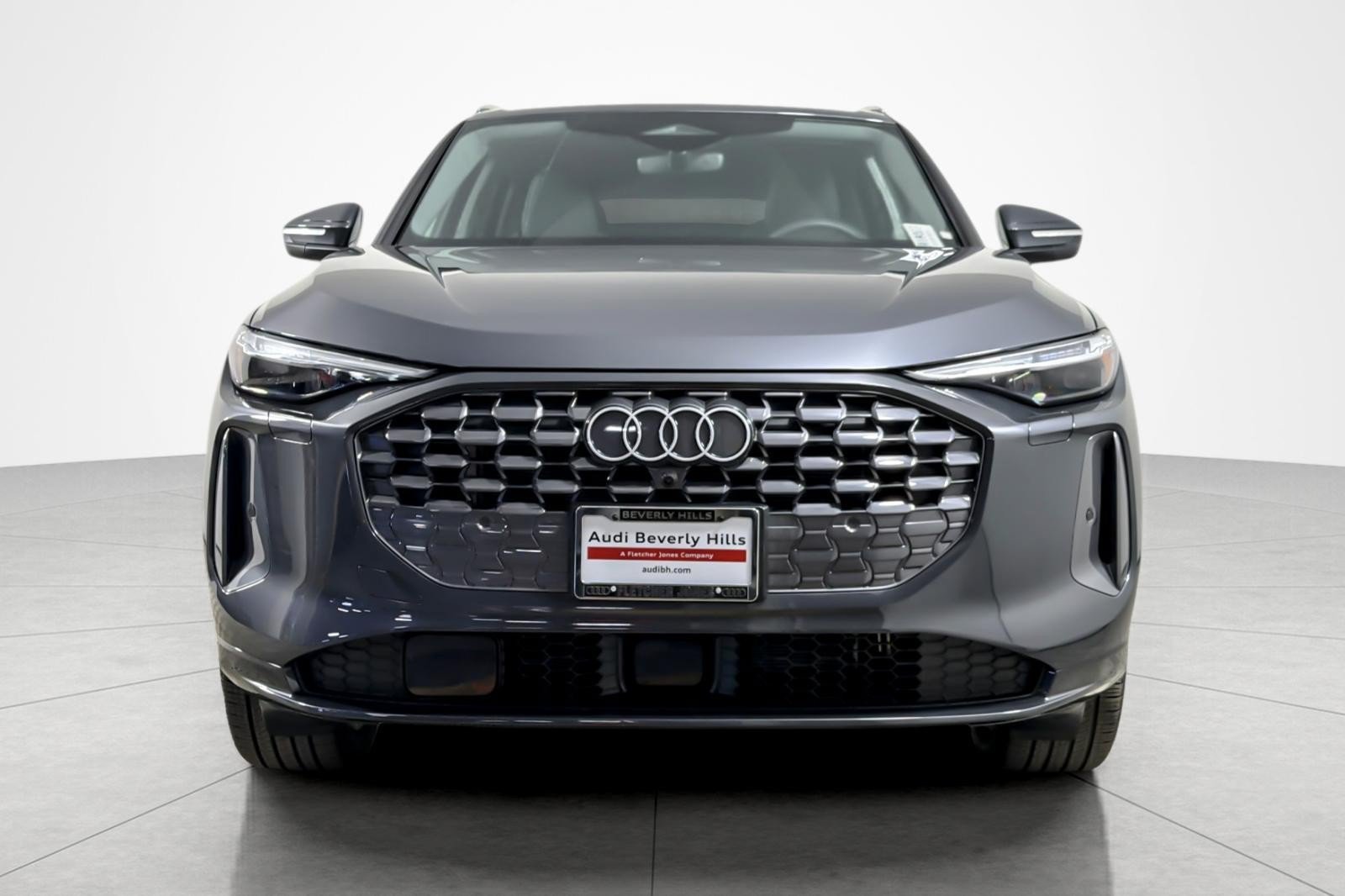 Used 2025 Audi Q5 Premium Plus w/ Premium Plus AWD/4WD image 8