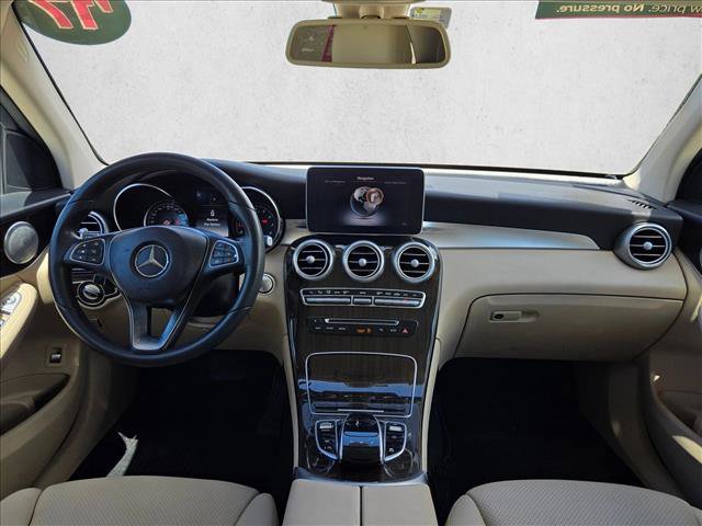 Used 2017 Mercedes-Benz GLC 300 image 18