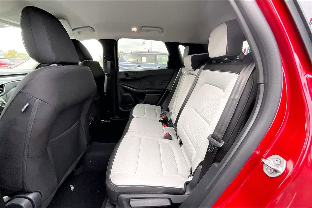New 2026 Ford Escape Active image 10